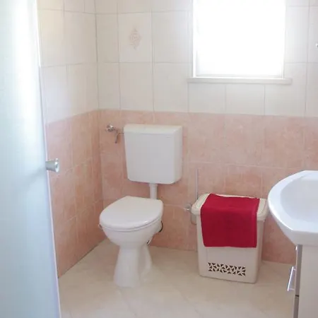 Apartament Mare *